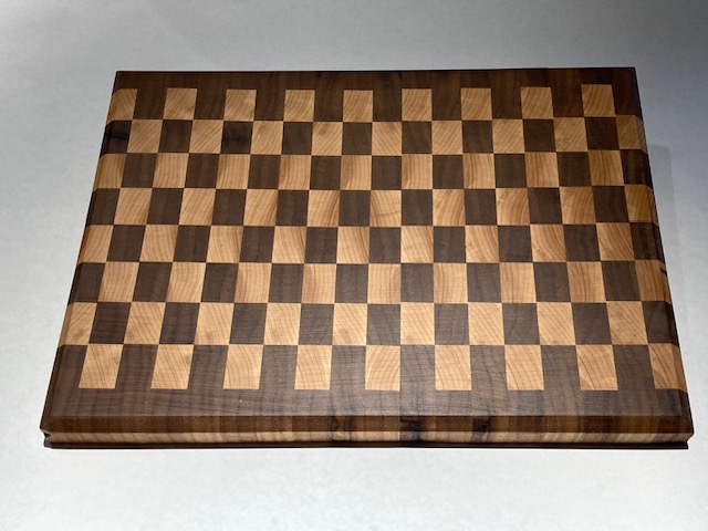 Why You Need a Checkered Cutting Board for Your&nbsp;Kitchen